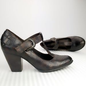 Born Crown Dark Brown Mule/Clog/Heel  Size 7